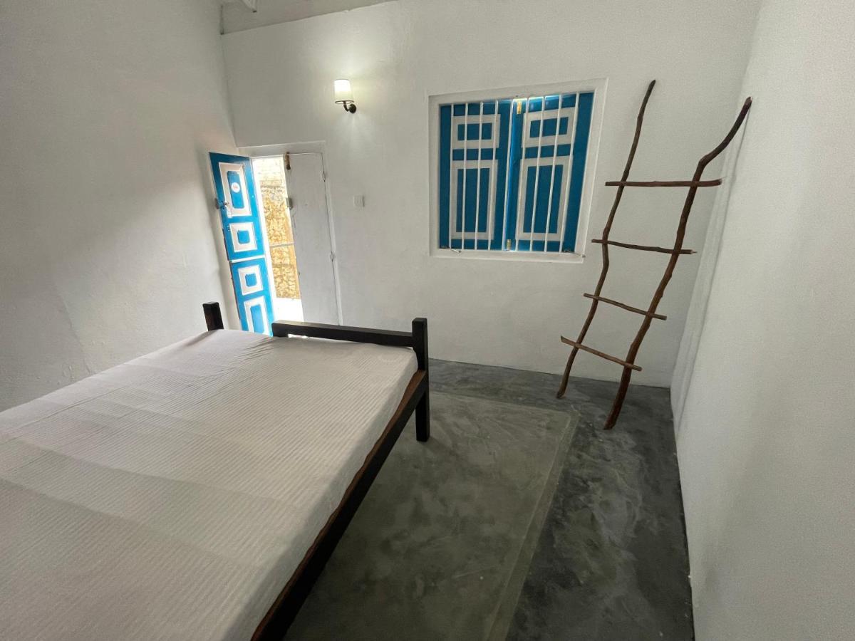 Bunk 15 Hiriketiya Albergue Dikwella Sur Exterior foto