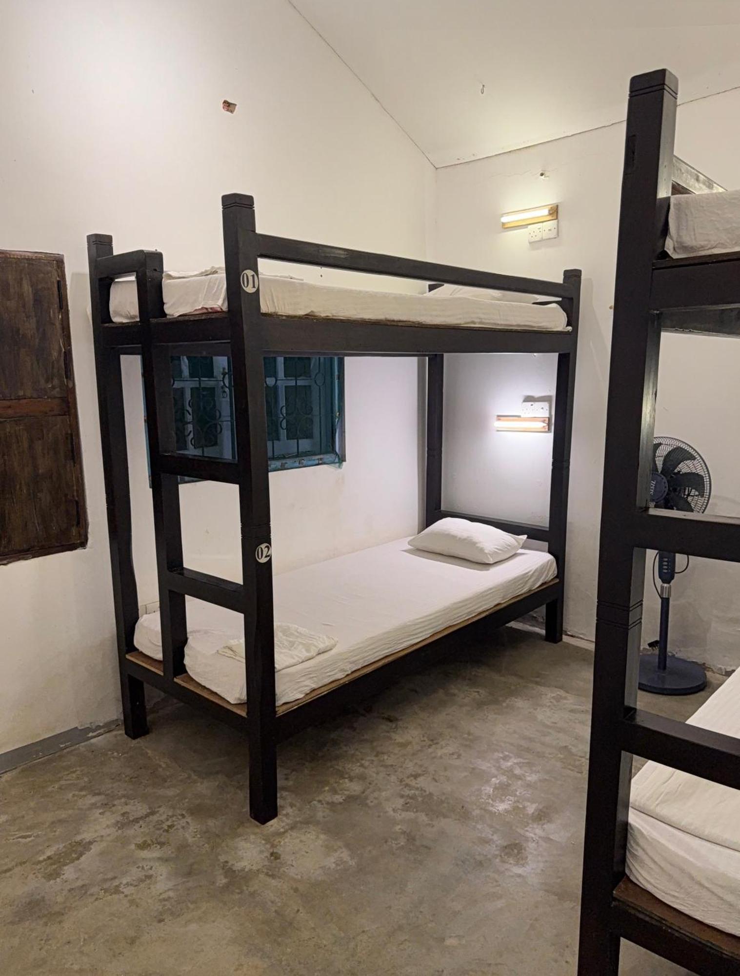 Bunk 15 Hiriketiya Albergue Dikwella Sur Exterior foto